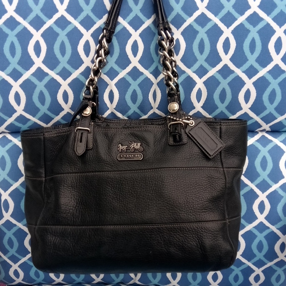 🚫 SOLD 🚫 👜 GUC leather Coach tote 👜